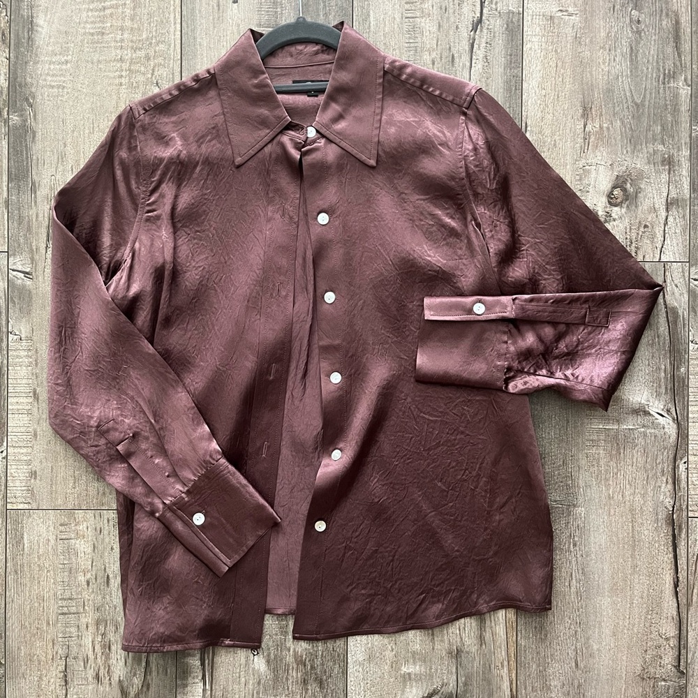 BROWN SATIN LIKE BUTTON UP SHIRT